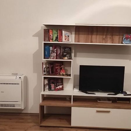 Modern Apartment In Tirana Eksteriør billede